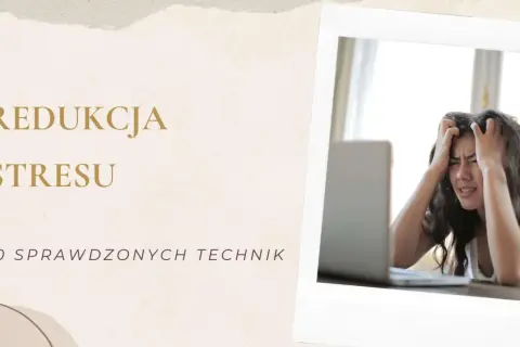 Zestresowana kobieta przy laptopie. Dowiedz się, jak się zrelaksować i zredukować stres dzięki 10 sprawdzonym technikom.